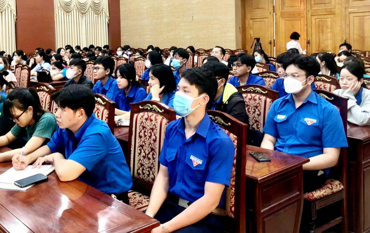 Phát triển Đảng trong trường học Khơi dậy khát vọng cống hiến trong